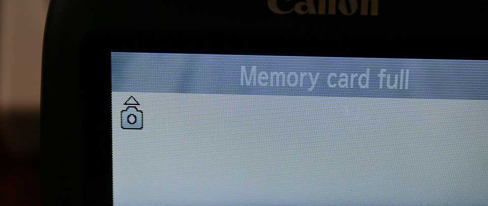 «Insufficient memory»: Clean or replace the memory card